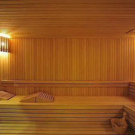 Moy Apart אלאניה